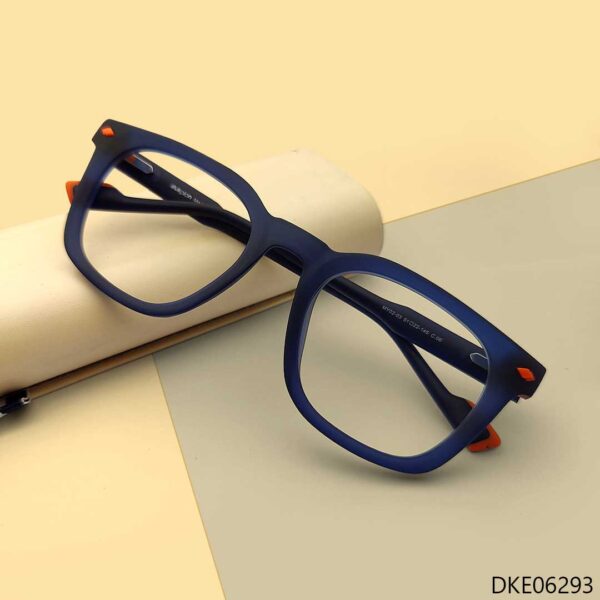 Light Weight Fashionable Eyeglass