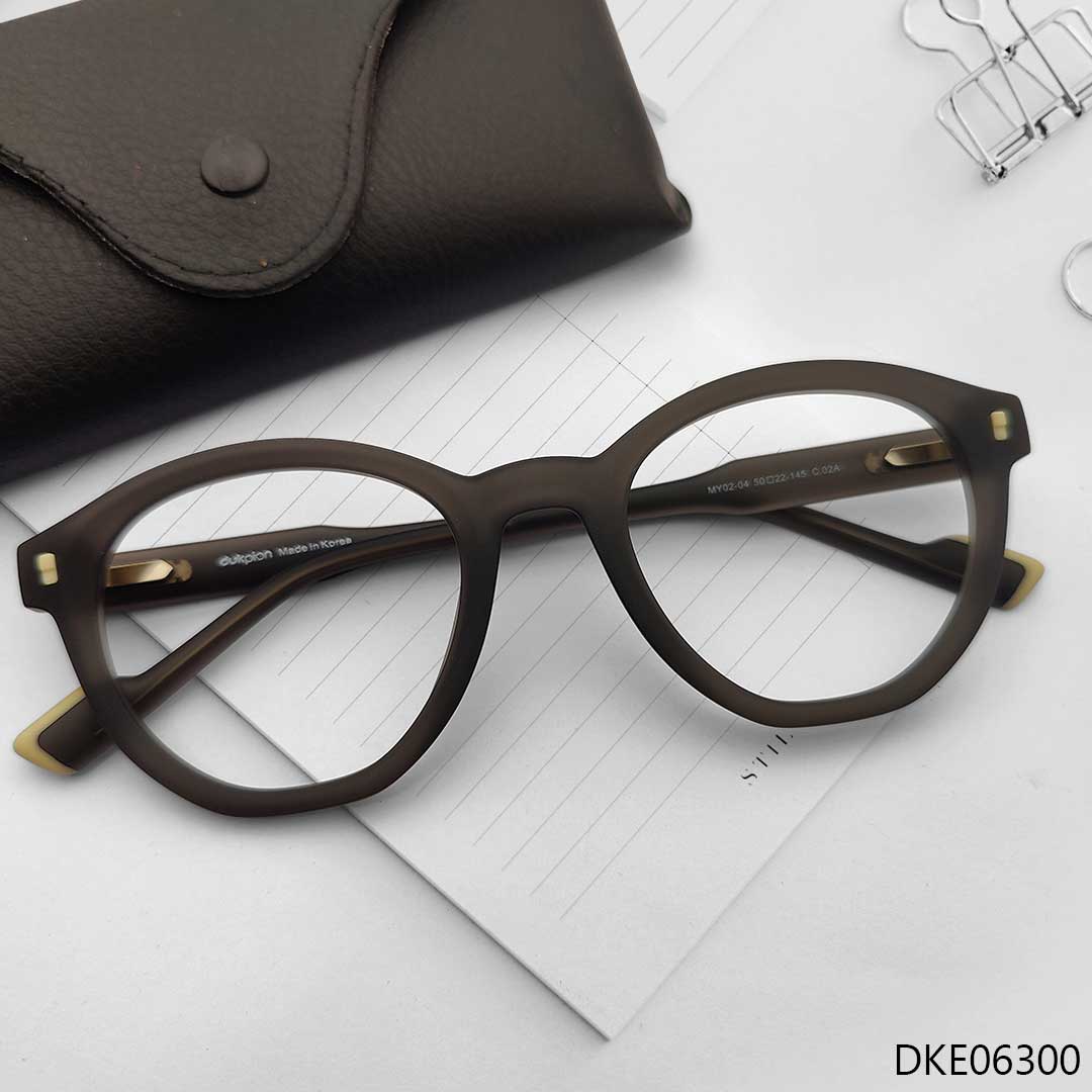 Light Weight Premium Eyeglass