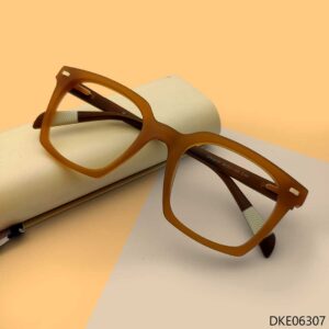 Brown Transparent Color Eyeglass