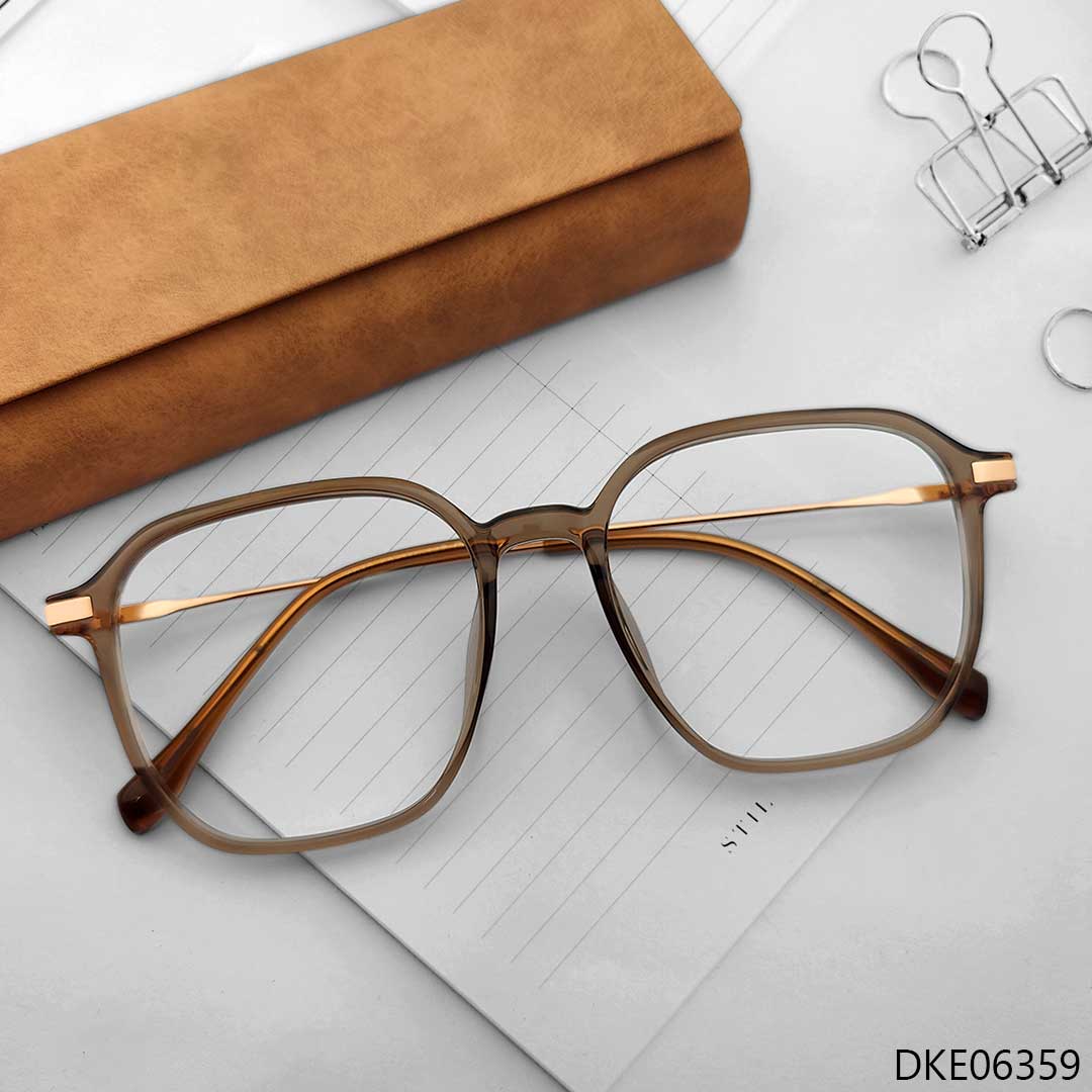 Light Weight Premium Quality Eyeglass