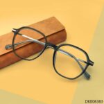 Black Transparent Color Eyeglasses