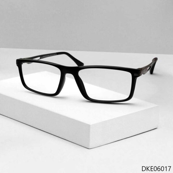 Light Weight Black Eyeglass