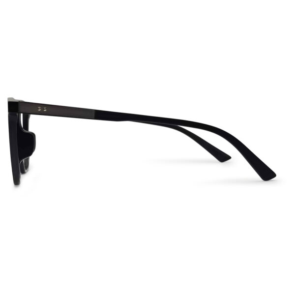 New Fashionable Eyeglasses