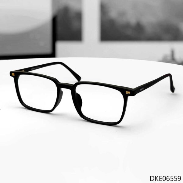 New Black Color Stylish Eyeglasses