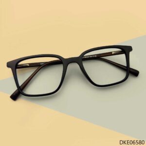 Light Weight Eyeglass
