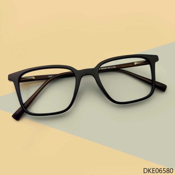 Light Weight Eyeglass