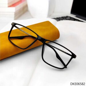 Light Weight Black Eyeglass