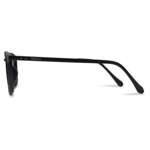 Black Color Light Weight Eyeglass