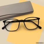 Black Color Light Weight Eyeglass