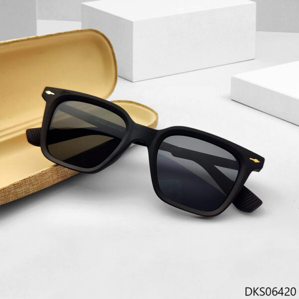 New Arrived Fashionable Black Color Sunglasses