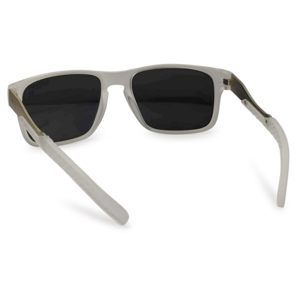 Transparent Color Fashionable Sunglasses