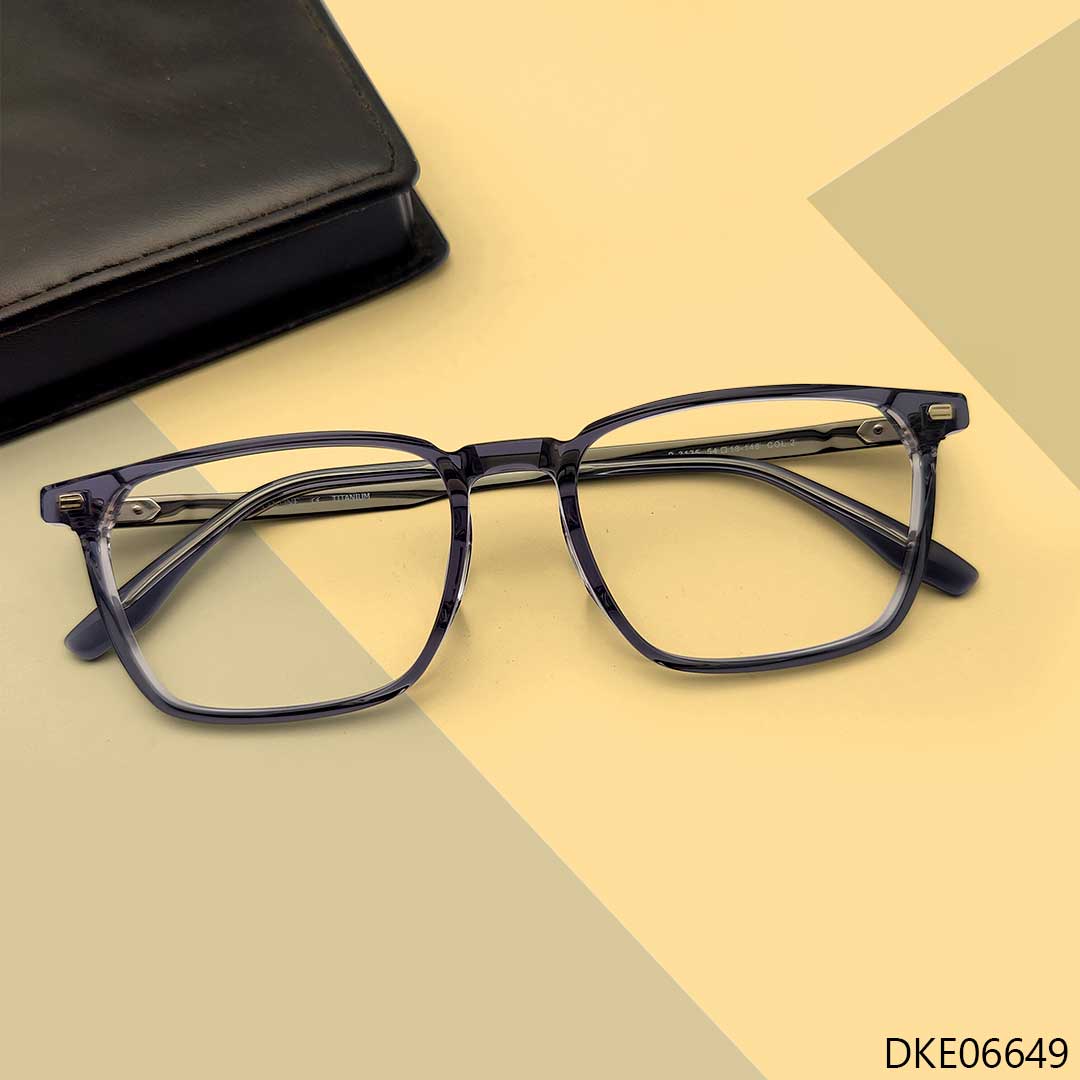 Transparent Color Titanium Eyewear Frame
