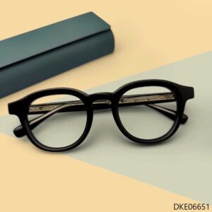 Round Shape Eyeglass