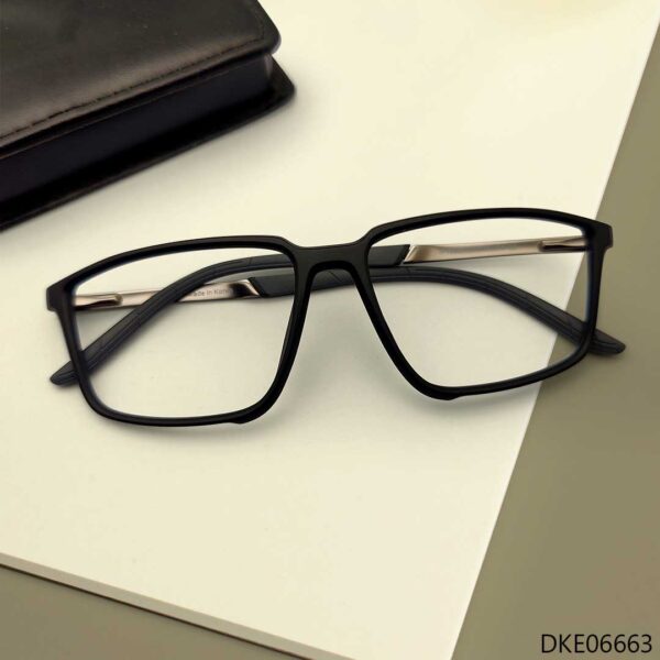 Fiber and Metal Mixed Eyeglass