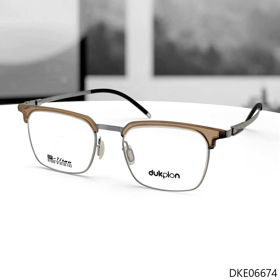 Light Weight Premium Quality Eyeglass