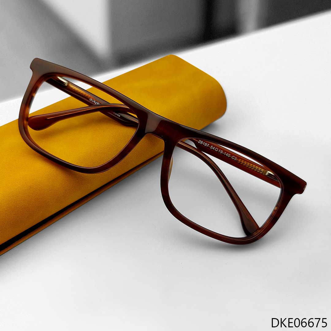 Red Transparent Color Eyeglass