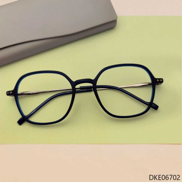 New Arrived Light Weight Eyeglass