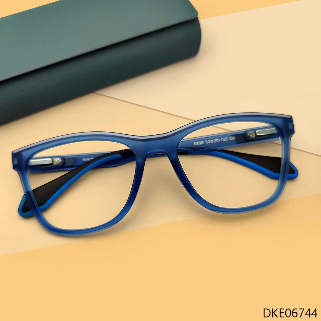 Blue Transparent Color Eyeglass