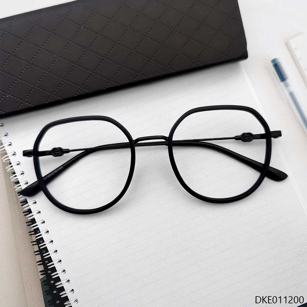 Black Color Round Shape Eyeglasses