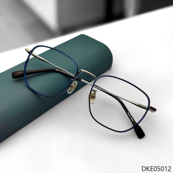 New Arrived Premium Eyeglasses