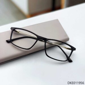 Light Weight Black color Classy Eyeglasses