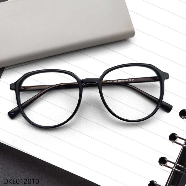 Semi Round Black Color Eyeglasses
