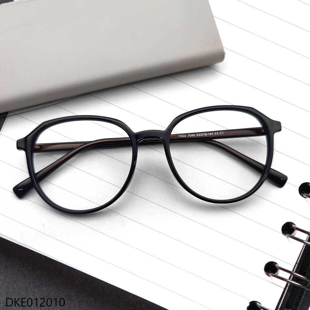 Semi Round Black Color Eyeglasses