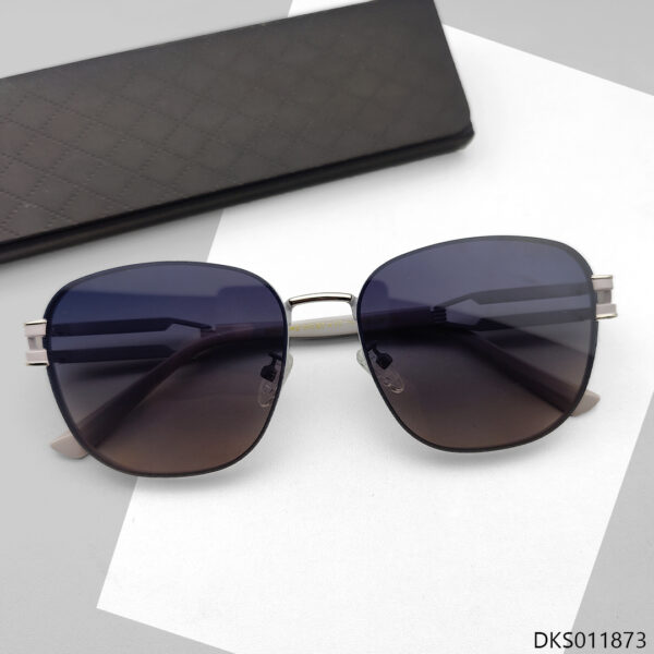Trendy Design Woman Sunglasses