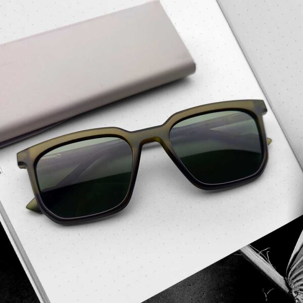 Unique Design Fashionable Sunglasses