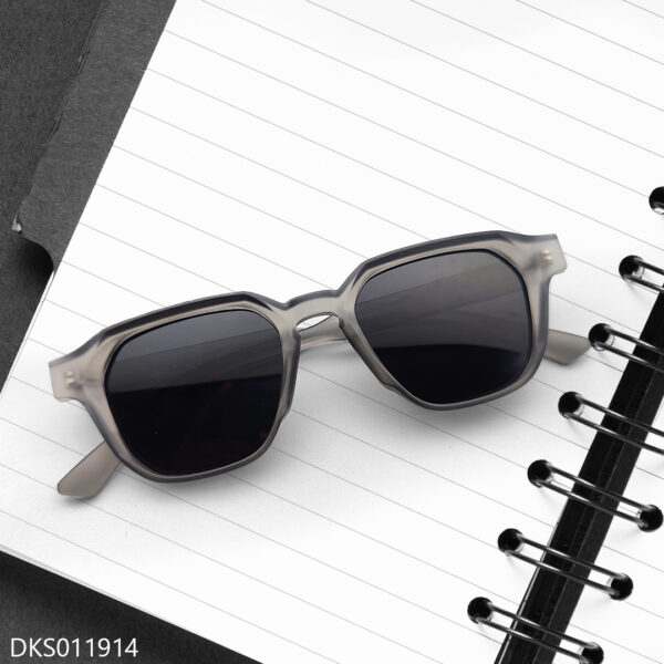 Square Shape Fashionable Sunglasses