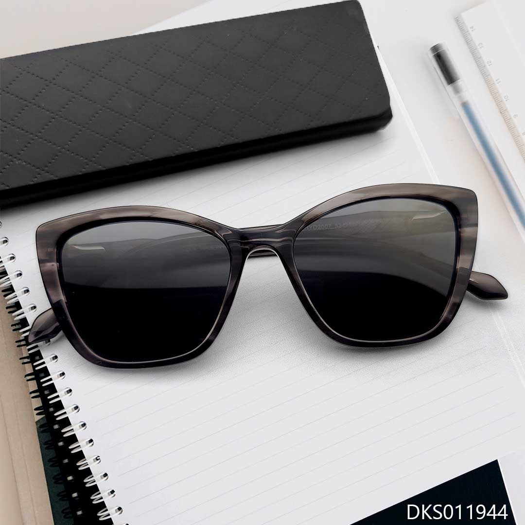 Cat Eye Shape Fashionable Sunglasses