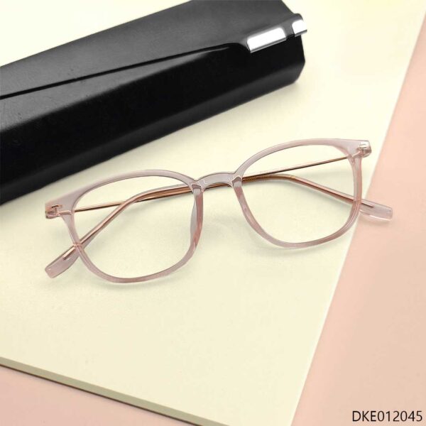 Light Weight Durable Eyeglass