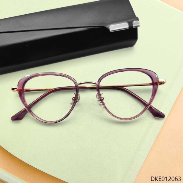 New Arrival Woman Eyeglasses