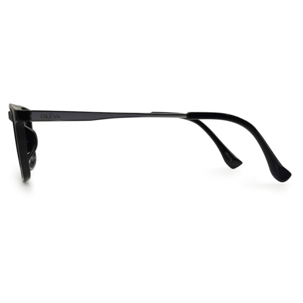 Titanium Built Fashionable Eyeglass