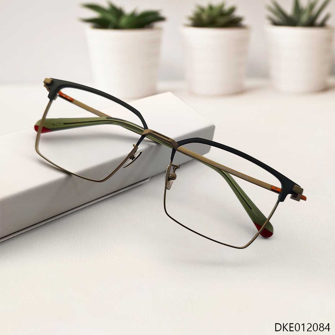 Gorgeous Design Titanium Eyeglass