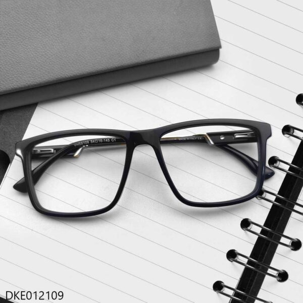 Premium Quality Fashionable Eyeglass