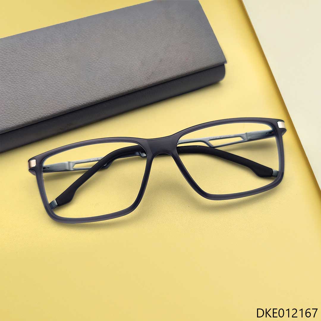 Trendy & Stylish New Arrived Eyeglass