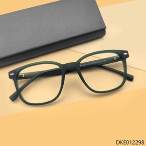 Green Transparent Color Eyeglass