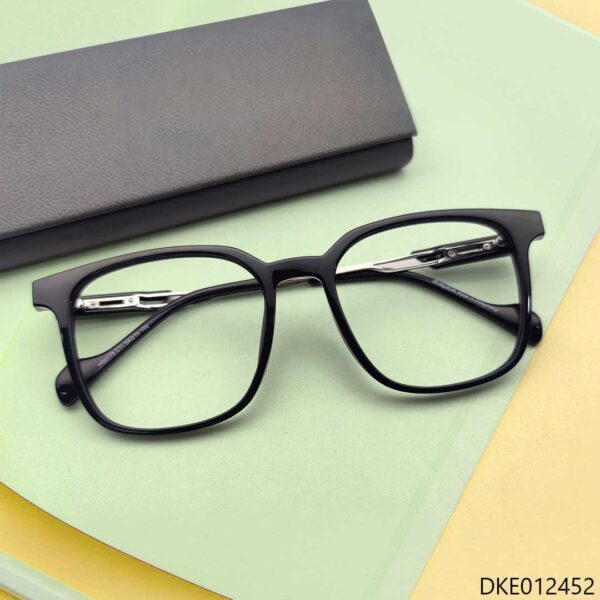 Black Color Premium Eyeglass