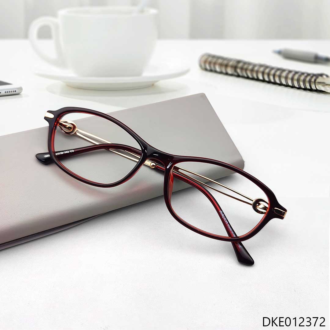 Brown Transparent Color Eyeglass