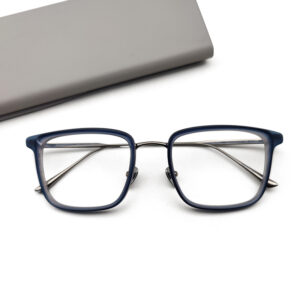 Premium Quality Titanium Built Eyeglass