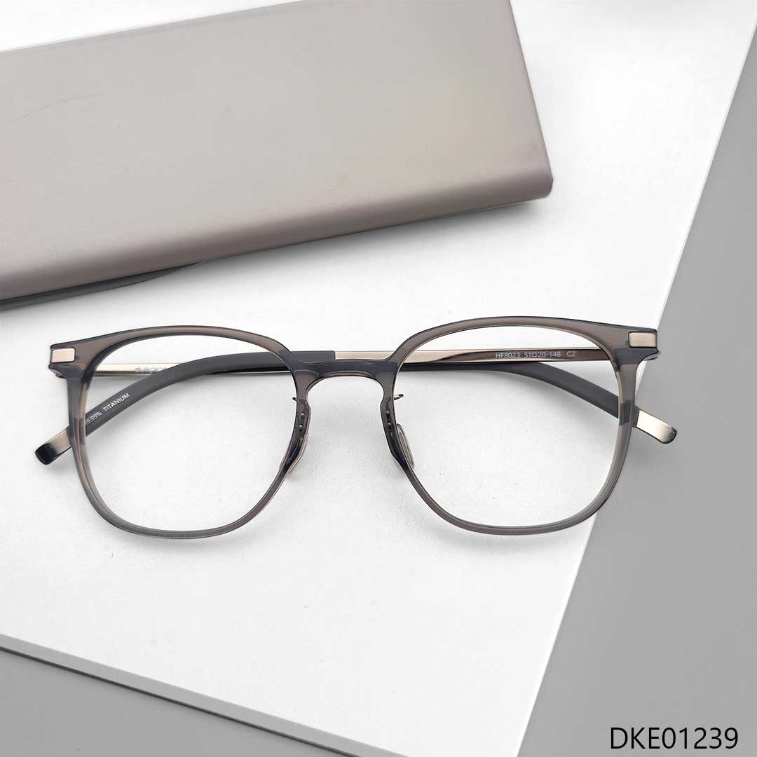 New Arrival Titanium Eyeglass