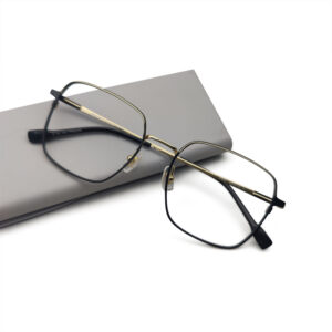 New Arrival Titanium Built Eyeglass