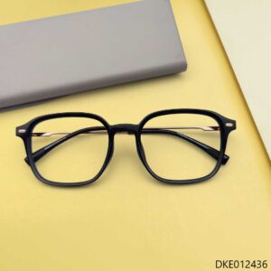 Black Color Premium Quality Eyeglass