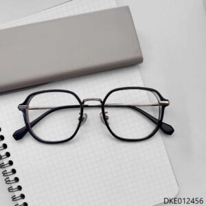 Premium Quality Stylish Eyeglass