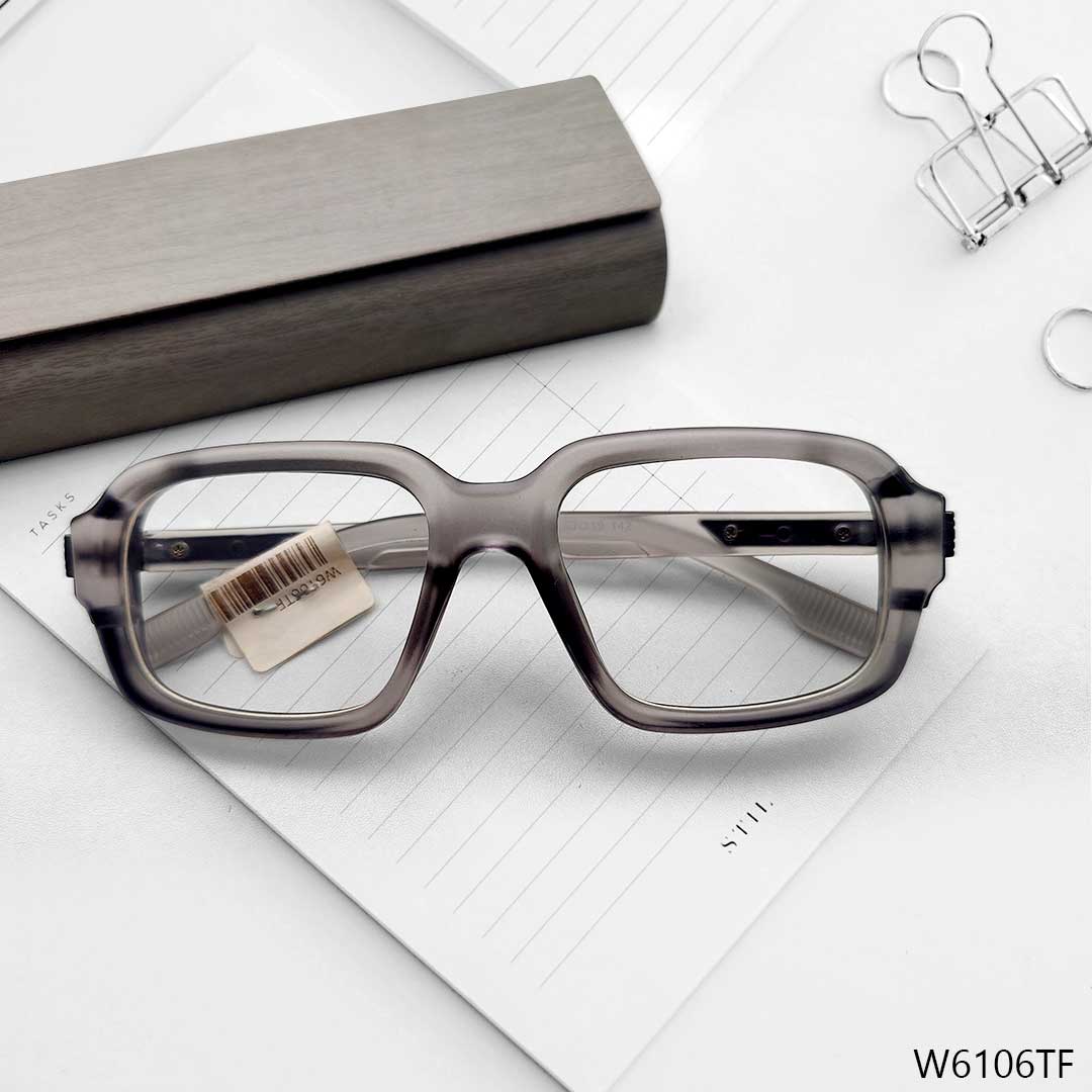 Transparent Color Stylish Bold Eyeglasses